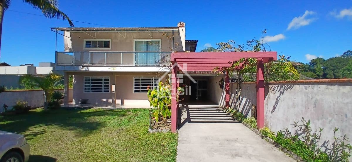 Casa 5 quartos com Piscina