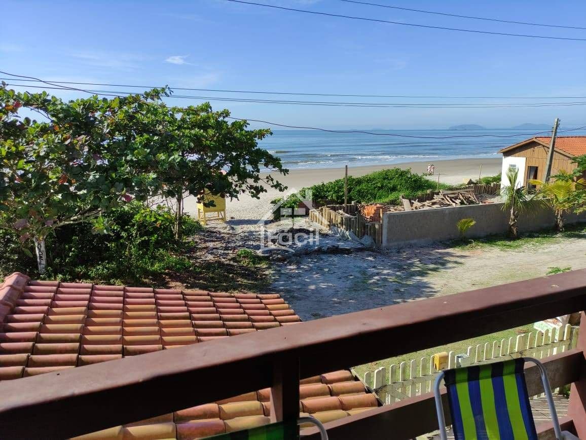 Sobrado Pé na Areia